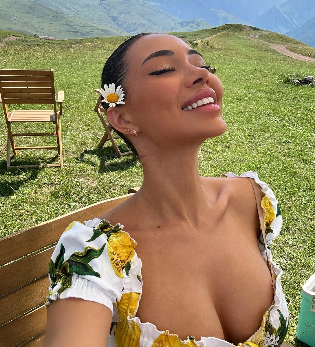 Dilyara escort in Hong Kong
