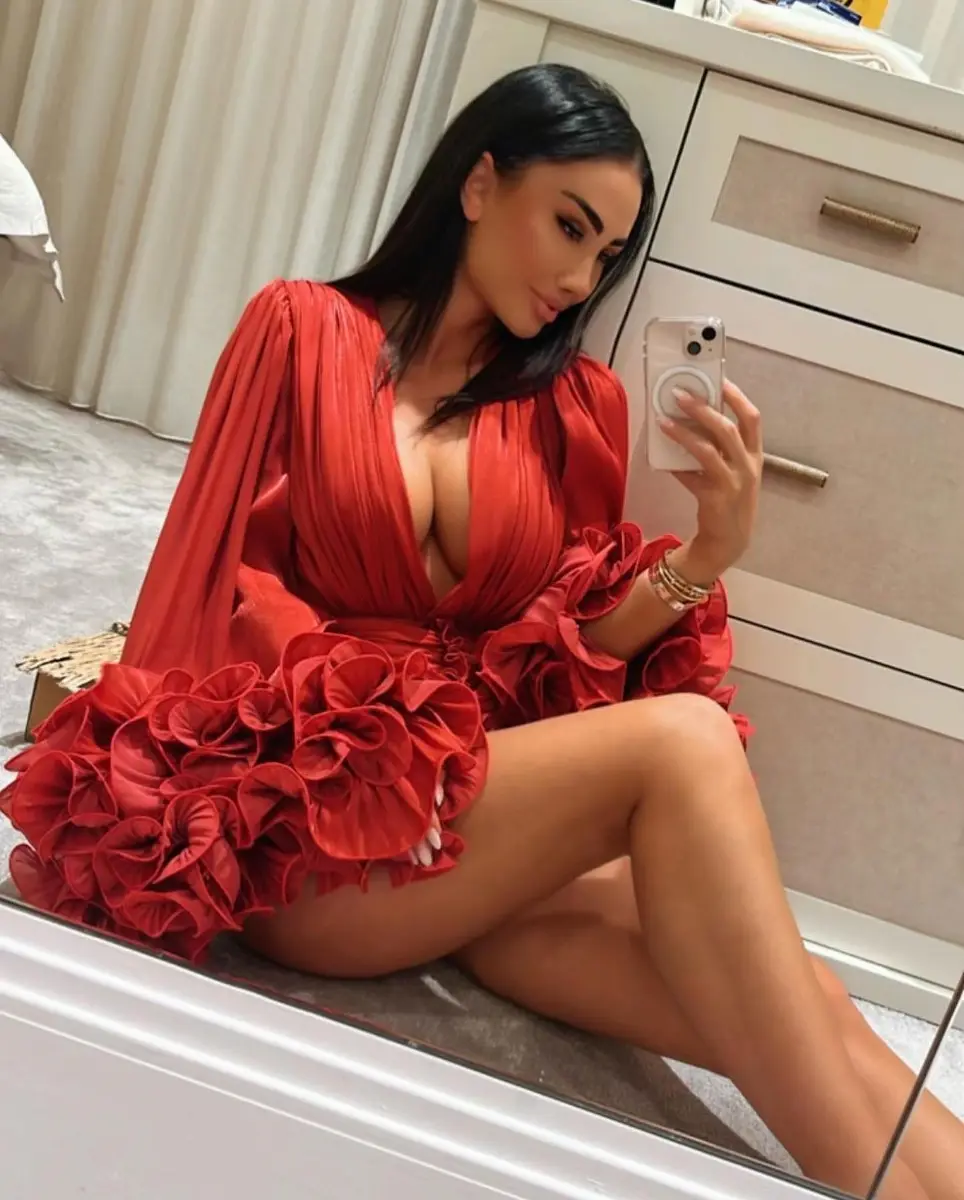 Erika escort in Hong Kong