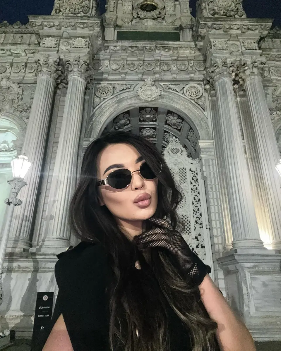 Galiya escort in Hong Kong