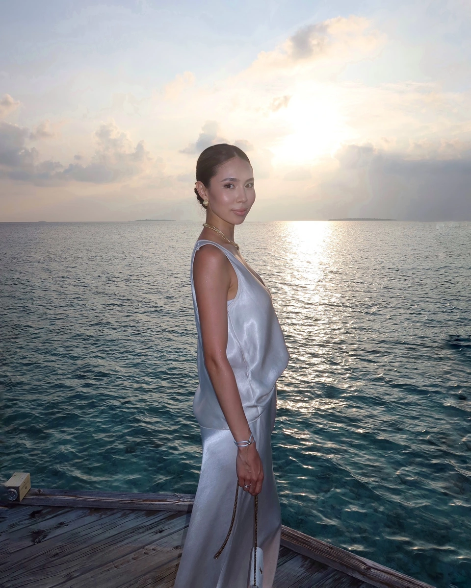 Gulnara escort in Hong Kong