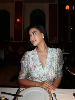 Indira escort in Hong Kong