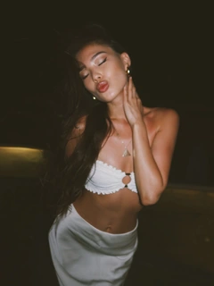 Inkar escort in Hong Kong