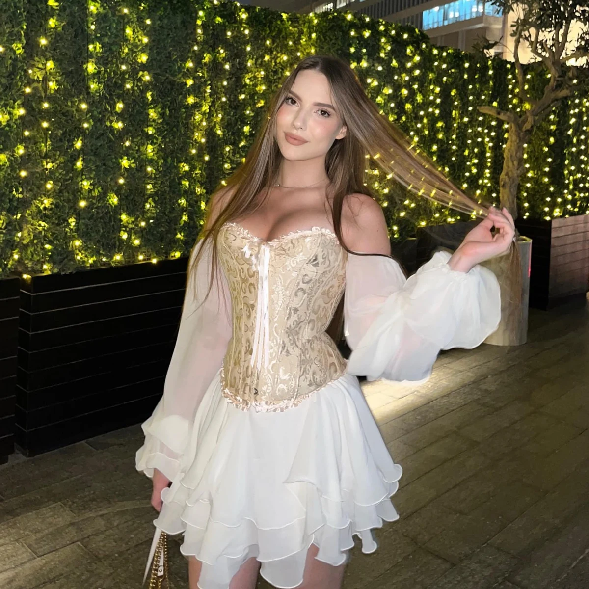 Jasmine escort in Hong Kong