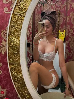 Malika escort in Hong Kong