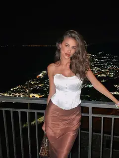 Nurganym escort in Hong Kong