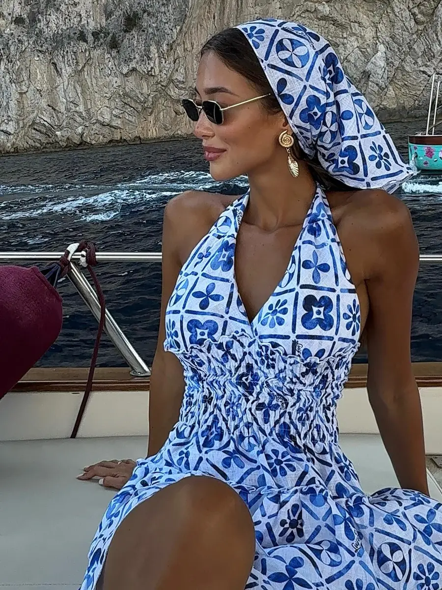 Nursulu escort in Hong Kong