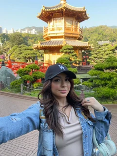 Rosa escort in Hong Kong
