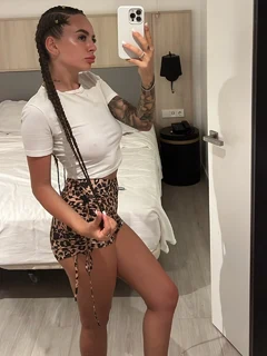 Sylvia escort in Hong Kong